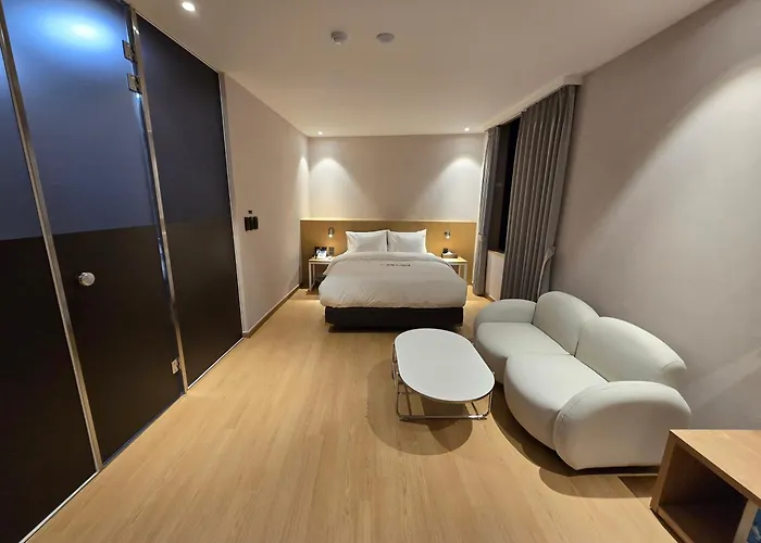 Tria Business & Boutique Hotel Seoul