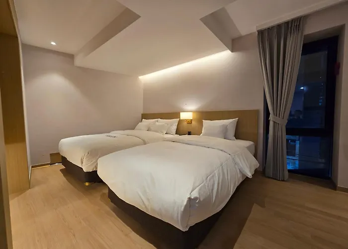Hotel Tria Business & Boutique 3*